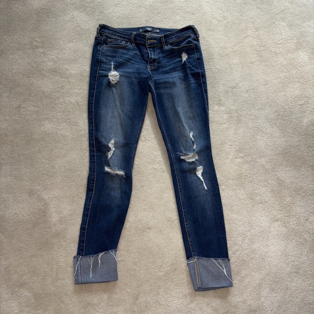 Hollister Classic Stretch Low-Rise Crop Super Skinny Size 1 W28 L26 Distressed